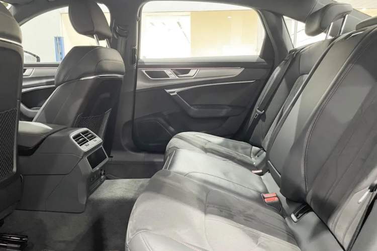 Used Audi A6L 2024 45 TFSI Prestige Dynamic Edition Interior 4