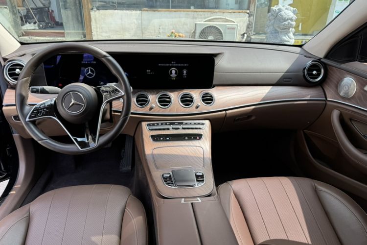 Used Mercedes-Benz E-Class 2021 Facelift E 300 L Stylish Edition Interior 1