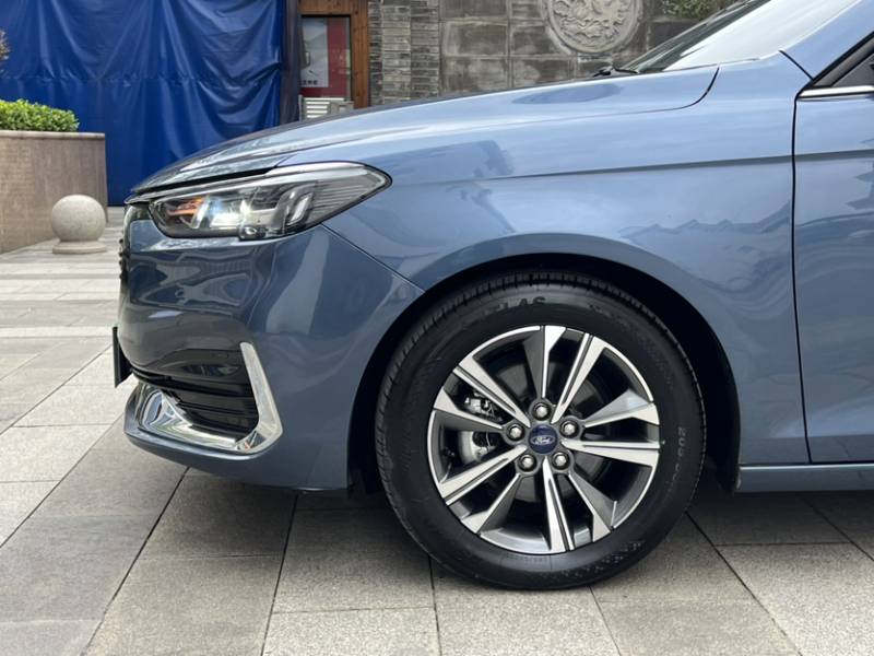 Used Ford Escort 2021 1.5L Automatic Diamond Edition — 31