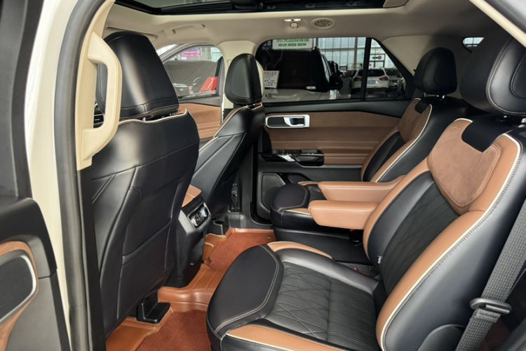 Used Ford Explorer 2023 EcoBoost 285 Four-Wheel Drive Titanium Edition 6 Seats
