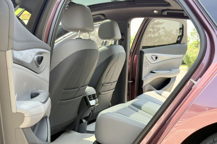 Used BYD Seal 2024 HONOR Edition DM-i 1.5L 121km Luxury Model