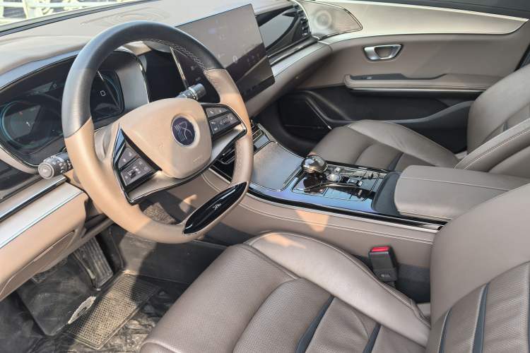 Used BYD Han 2021 EV Standard Range Luxury Model Interior 3