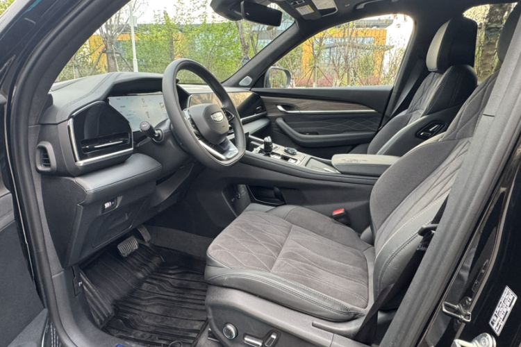 Used Geely Auto Monjaro L 2025 Dongfang Yao 2.0TD Automatic Lanxing Edition