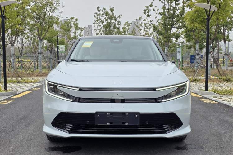 Used Honda P7 2025 Rear-Drive Long-Range Pro