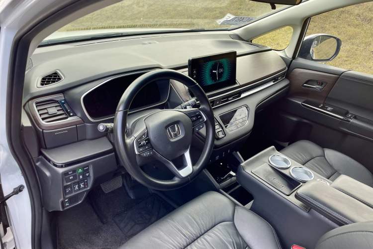 Used Honda Odyssey 2024 2.0L eHEV Sharp·Luxury Edition