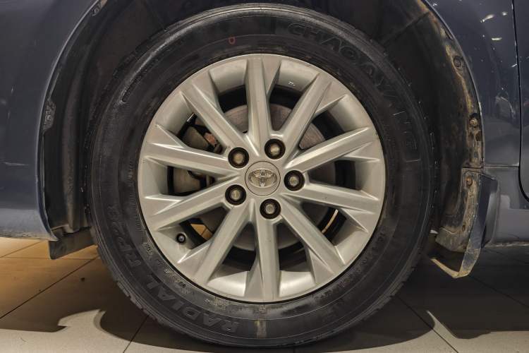 Used Toyota Camry 2015 Dual-Engine 2.5 HG Luxury Navigation Edition Exterior 4