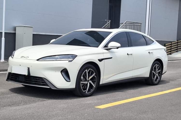 Używany BYD Seal 07 DM-i 2026 DM-i 1.5T 230km Prestige Edition