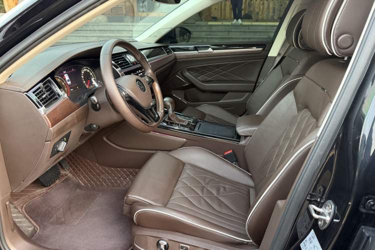 Used Volkswagen Phideon 2021 380TSI Prestige Edition