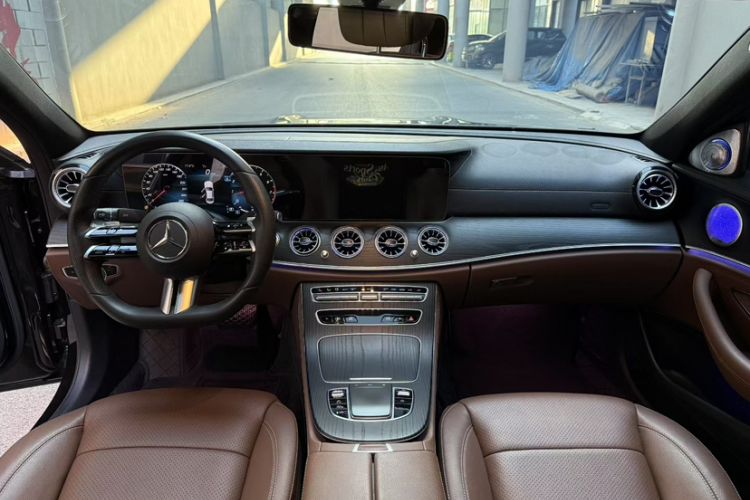 Used Mercedes-Benz E-Class 2021 Restyled E 300 L Sporty and Stylish Edition
