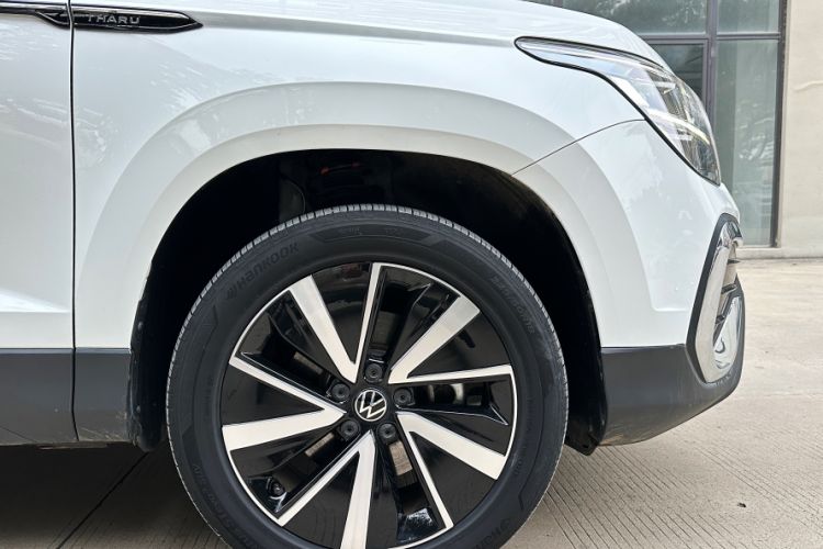 Used Volkswagen Tharu 2023 300TSI Two-Wheel-Drive Moonlight Edition