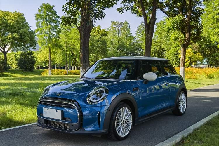 Used MINI 2022 Updated 1.5T COOPER Classic Edition