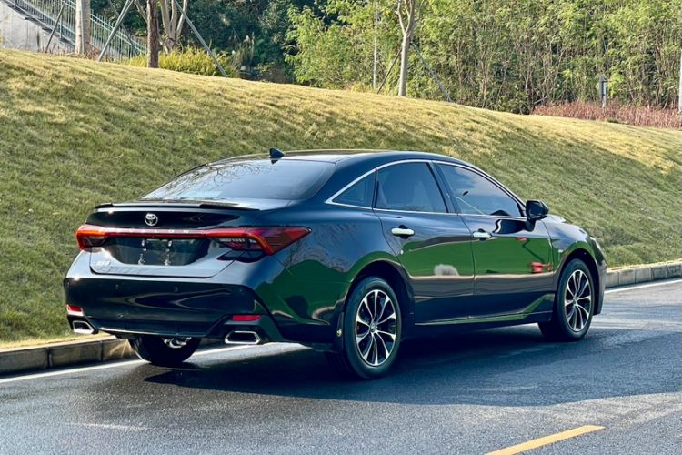 Used Toyota Avalon 2022 2.5L Luxury Edition Exterior 4