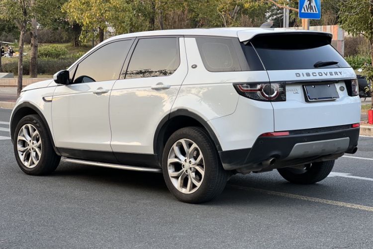 Used Land Rover Discovery Sport 2018 240 PS HSE Version Exterior 2