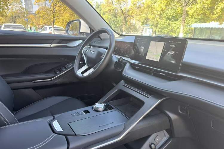 Used Haval H6 New Energy 2023 DHT-PHEV 110KM Long-Range Edition
