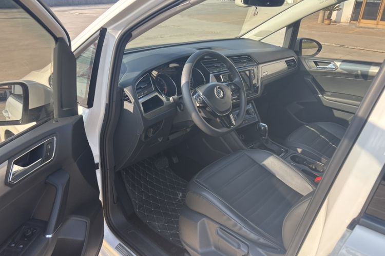 Used Volkswagen Touran 2018 Volkswagen Touran L 280TSI DSG Comfort Edition 7 Seats China V Emission Standard