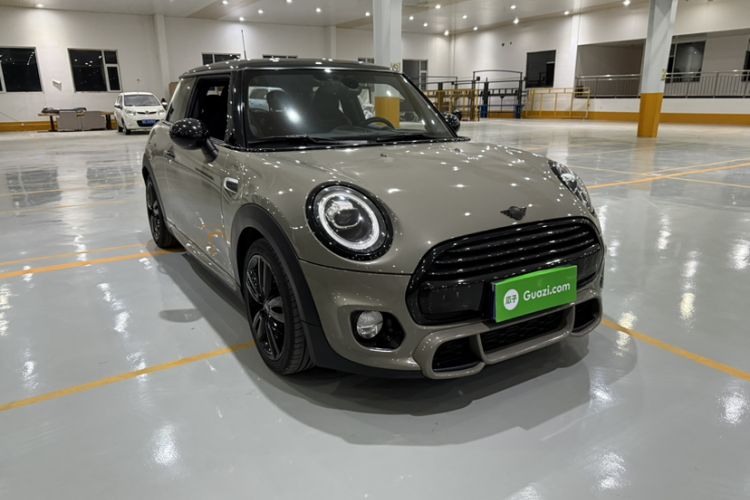 Used MINI MINI 2018 1.5T COOPER Racing Driver