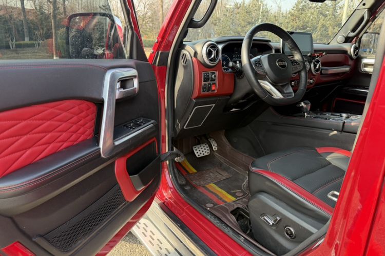 Used BAIC Off-Road BJ40 2019 2.3T Automatic Four-Wheel Drive Urban Hunter Edition Flagship Model China VI Emission Standard