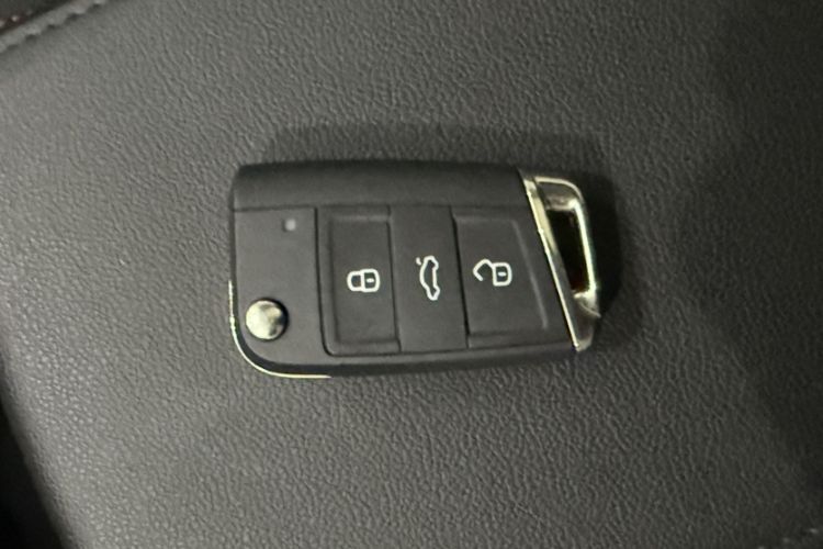 Used Volkswagen Tayron 2020 280TSI Two-Wheel Drive Luxury Connect Edition