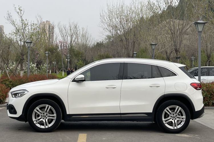 Used Mercedes-Benz GLA 2023 GLA 200 Exterior 2