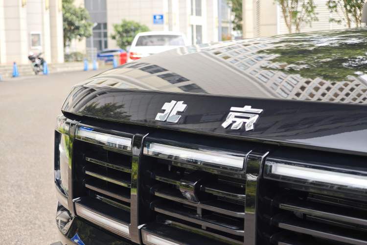 Used BAIC Off-Road BJ40 2024 2.0T All-New Urban Hunter Edition Chivalrous Style