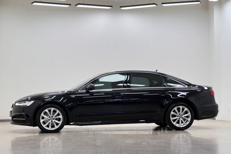 Used Audi A6L 2018 30th Anniversary Edition 35 TFSI Fashion Model
