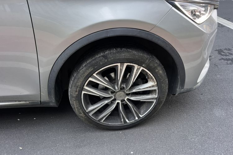 Used BYD Tang 2018 2.0T Automatic Smart Connect Prestige 7-Seater China V Standard