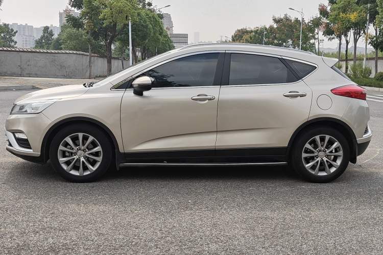 Used Geely Auto Emgrand GS 2016 Elegant Edition 1.8L Manual Fashion Model
