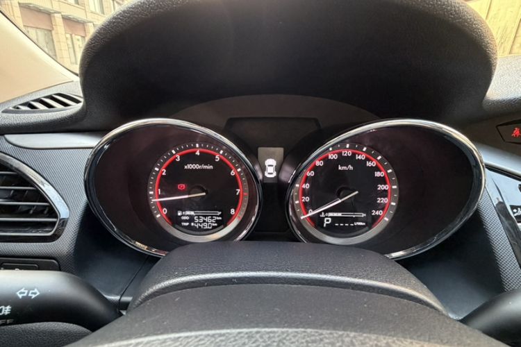 Used Bestune B70 2014 2.0L automatic luxury version
