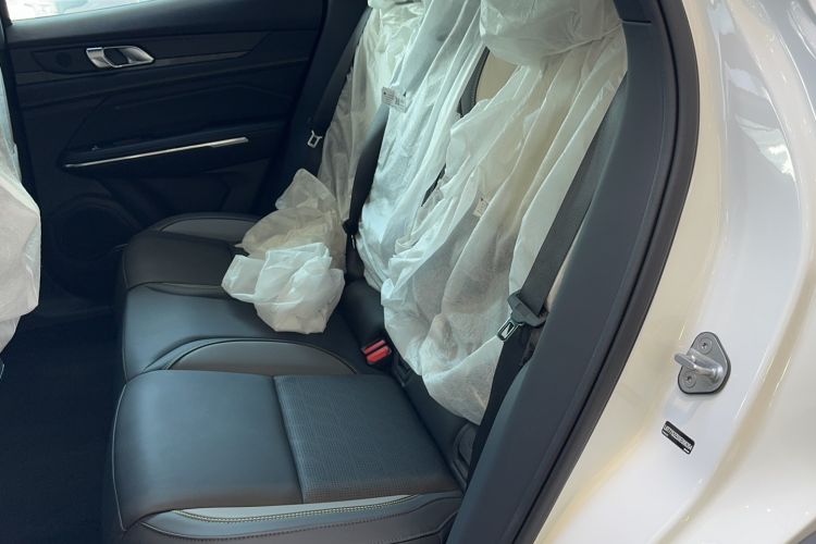 Used Lynk & Co 05 2023 2.0TD Two-Wheel Drive Shine Halo