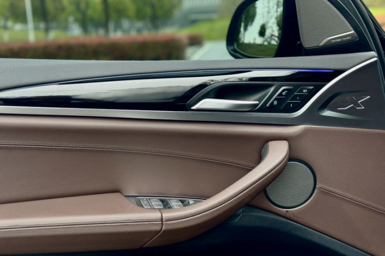 Used BMW X3 2018 xDrive28i M Sport Package China VI Interior 9