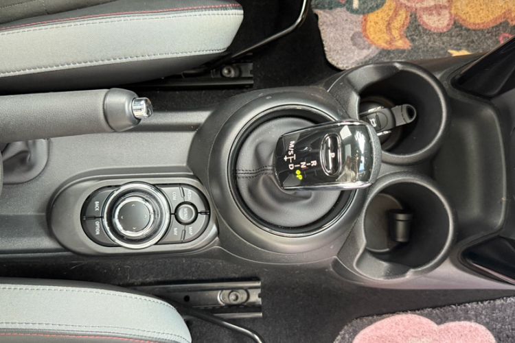 Used MINI JCW 2023 2.0T JOHN COOPER WORKS Pat Moss Commemorative Edition