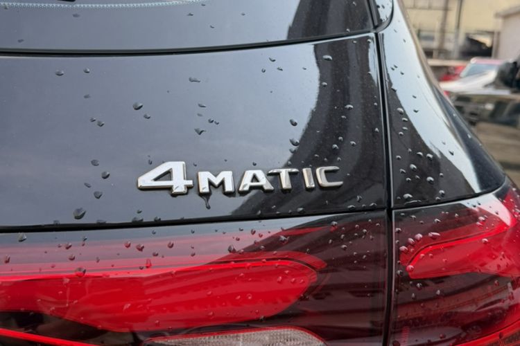 Used Mercedes-Benz GLC 2024 Refreshed GLC 300 L 4MATIC Dynamic Version 5 Seats