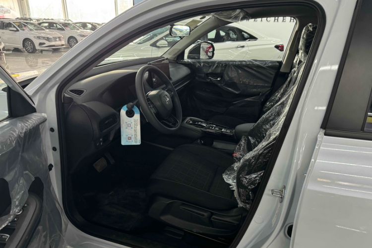 Used Honda HR-V 2023 2.0L eHEV Dynamic Speed Version