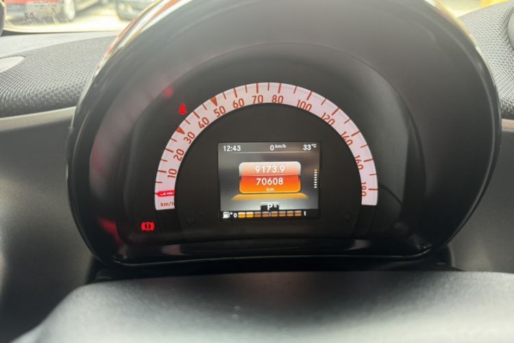 Used smart fortwo 2019 0.9T 66kW Hardtop Pioneer Edition China VI
