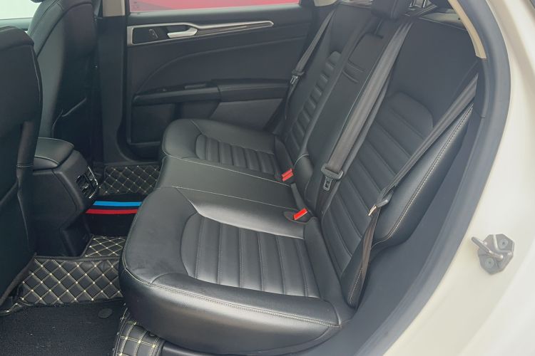 Used Ford Mondeo 2018 EcoBoost 180 Smart Control Fashion Model China VI Standard