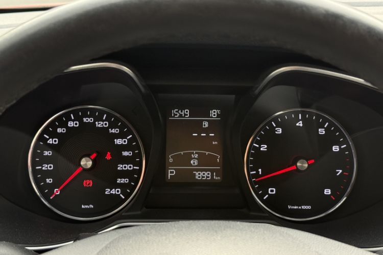 Used MG 6 2017 20T Automatic Luxury Smart Connect Version China V Standard Interior 5