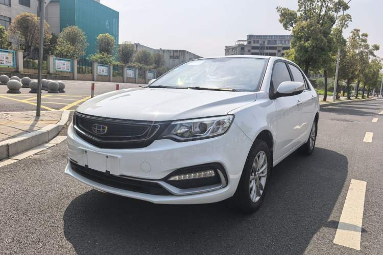 Used Geely Auto Vision 2019 Upgraded Model 1.5L Manual Luxury Version China VI Standard

