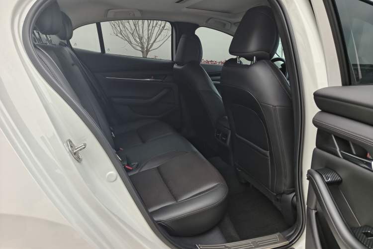 Used Mazda Mazda 3 Axela 2023 2.0L Automatic Zhiya Edition
