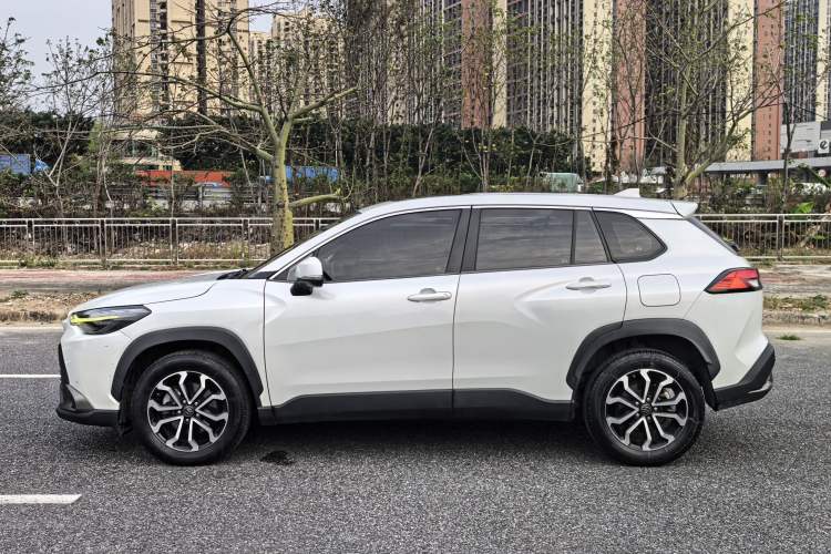 Used Toyota FRONTLANDER 2022 2.0L CVT Luxury Edition