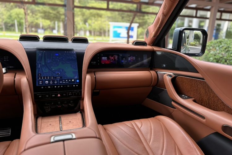 Used Yangwang U8 2023 Luxury Edition
