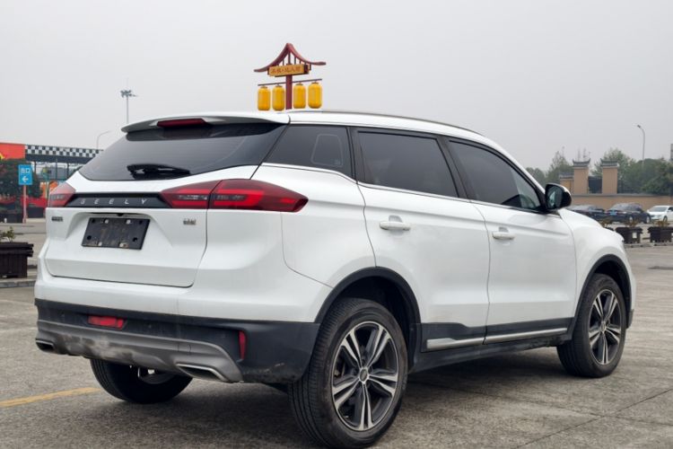 Used Geely Auto Emgrand X7 Sport 2022 1.8TD DCT Zhiya Trim
