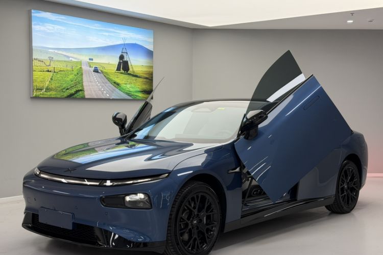 Used XPeng P7 2024 P7i 702 Max Pengyi Edition