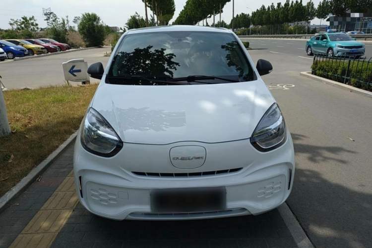 Used Roewe Clever 2021 302 km New Four-Seater Super-Efficient Version