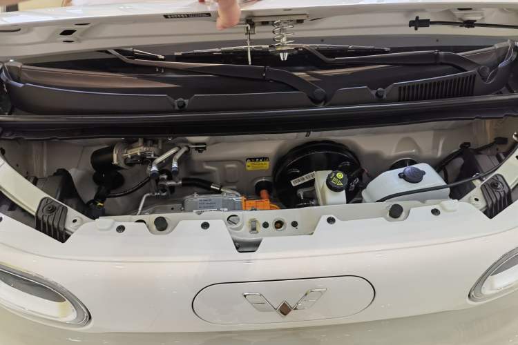 Used Wuling Hongguang MINIEV 2024 3rd Generation 215km Youth Edition