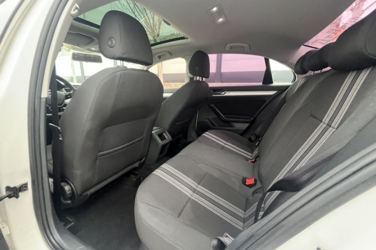 Used Volkswagen Lamando 2017 230TSI DSG Fashion Edition