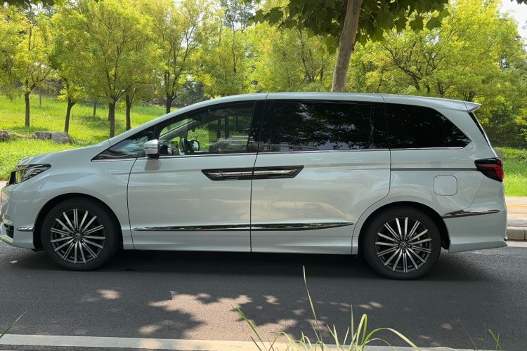 Used Honda Elysion 2024 2.0L eHEV Comfort Edition Exterior 4