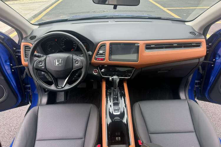 Used Honda Vezel 2015 1.8L CVT 2WD Luxury Model
