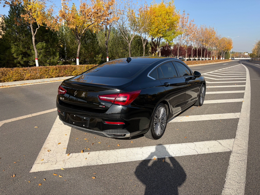 Hongqi H5 2022 Classic Model Facelift 1.8T Automatic Smart Connect Flagship Edition - Chinese Trim Xiang — снимка 16