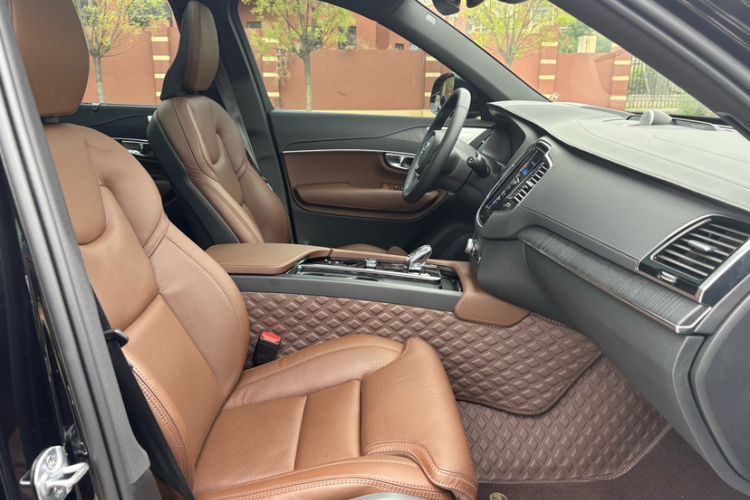 Used Volvo XC90 2024 B6 Zhiya Luxury 7-Seater