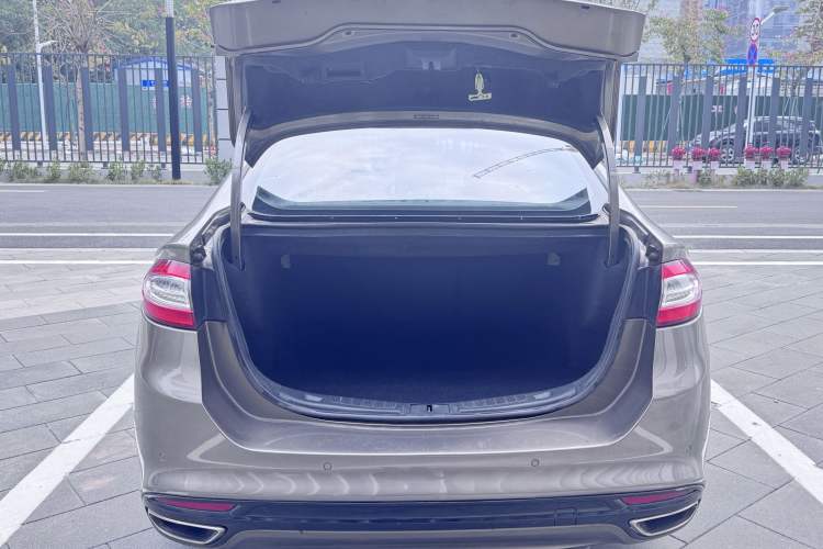 Used Ford Mondeo 2013 2.0L GTDi 200 Fashion Edition